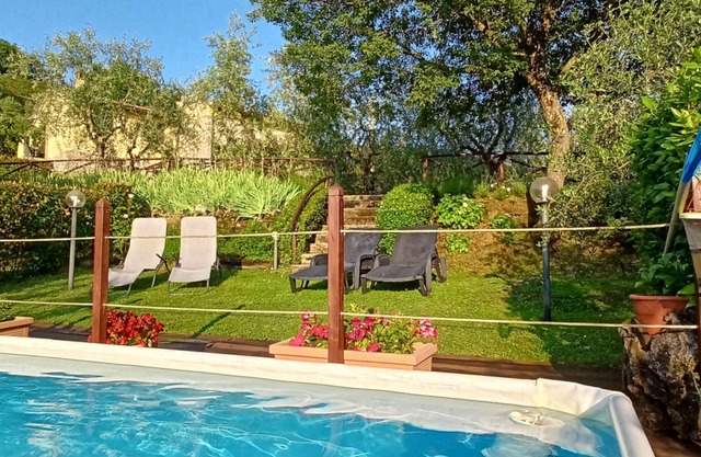 Casa de vacaciones privada con WIFI, piscina privada, TV, vista panorámica, aparcamiento