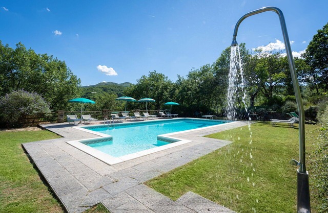 Casa de vacaciones privada con piscina privada, WIFI, TV, patio, vista panorámica, aparcamiento