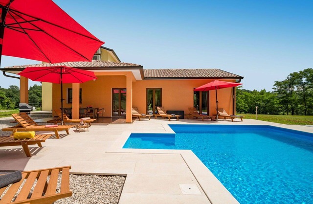 Casa de vacaciones privada con A/C, piscina privada, WIFI, TV, terraza, vista panorámica