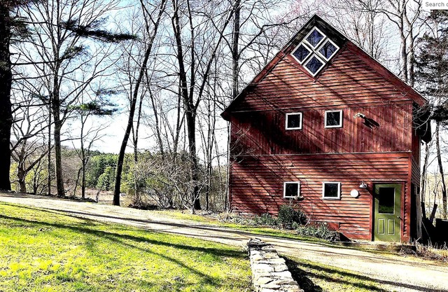 Stunning Rhinebeck 1 Bd w Loft Dutch Style Barn