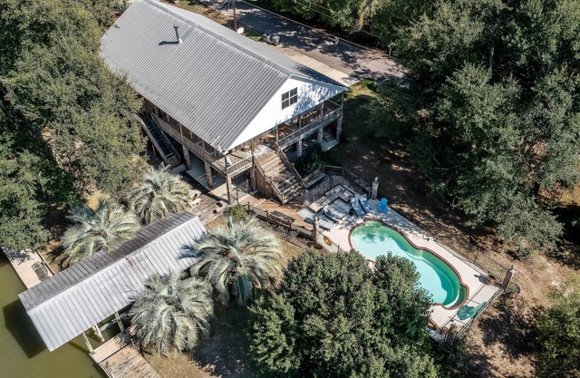 Stunning Riverside Retreat with Private Pool