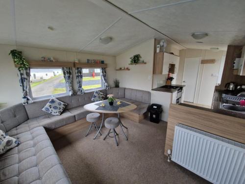 Stunning Sea viev 2 bed StaticCaravan in Clarach Bay 2021 model