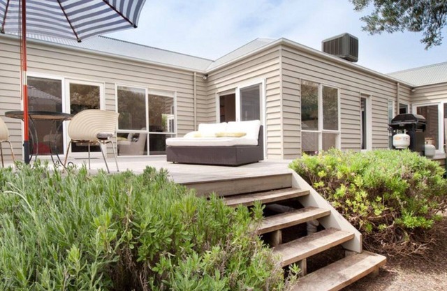 Stunning Seaside Escape In Rye