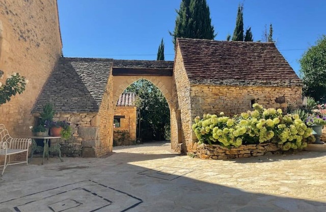 Stunning, secluded renovated Barn in the Dordogne