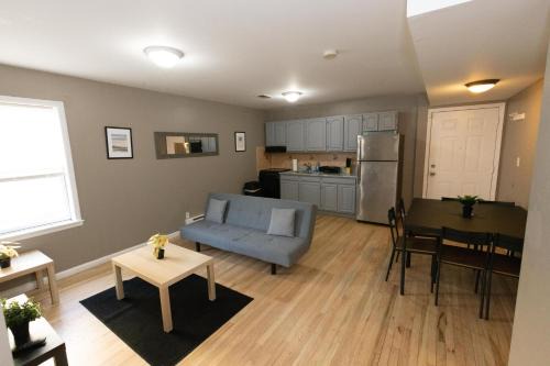 Stunning & Spacious 4-Bed Apt - Close to NYC