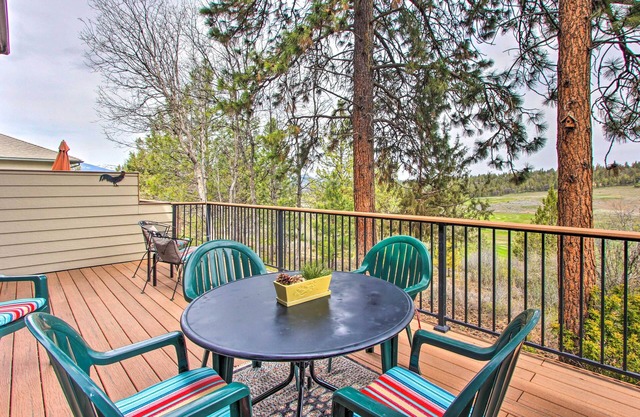 Stunning Townhome Near Upper Klamath Lake!