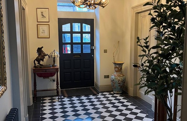 Stunning, traditional lodge in the heart of Ballater, Royal Deeside, Scotland