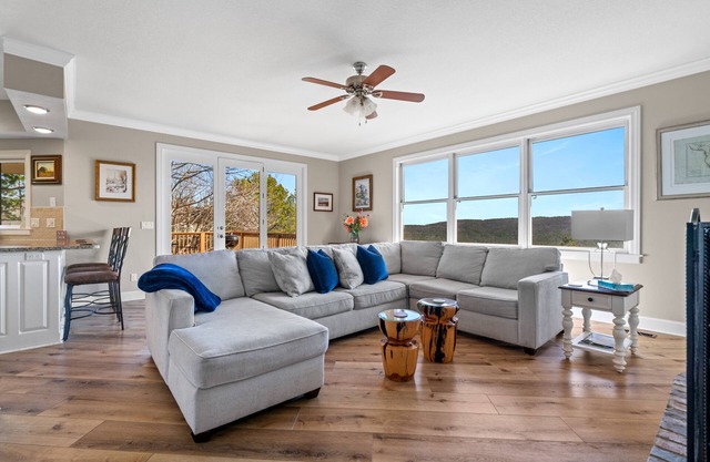 Stunning View! 5000 sq. ft House - Game Room - Dogs