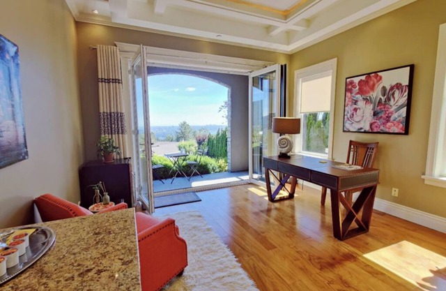 Stunning view in beautiful BP(studio-type stay)