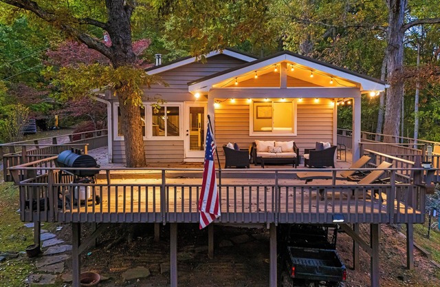 Stunning Views + Arcade Games | Serene Retreat | Cabin in the Sky by AvantStay