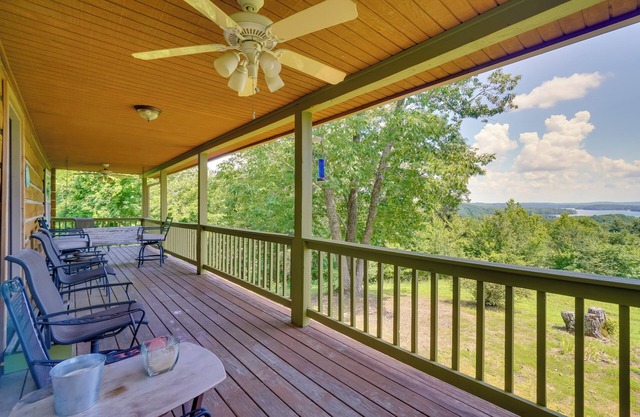 Lake & Mountain Views: Rockwood Cabin on 8 Acres