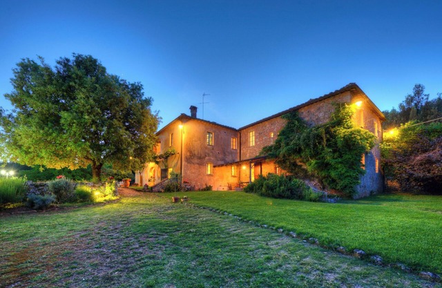 Stunning Villa: 24 guests, private SwimmingPool