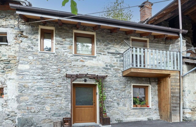 Estupenda casa de vacaciones para 5 personas con WIFI, TV, patio, mascotas permitida y aparcamiento