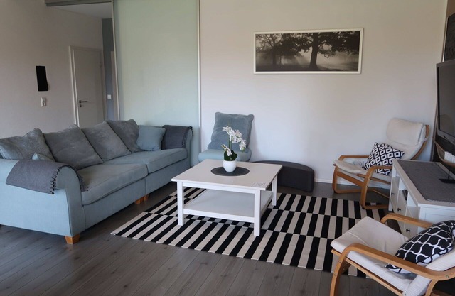 Preciosa casa de vacaciones para 4 personas con jacuzzi, WIFI, TV, terraza y aparcamiento