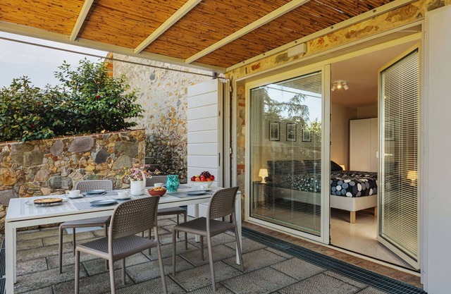 Preciosa casa de vacaciones para 4 personas con piscina privada, WIFI, TV, terraza y aparcamiento
