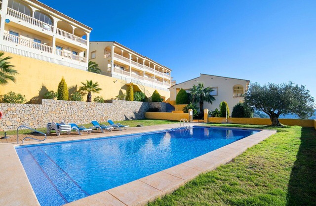 Preciosa casa de vacaciones para 6 personas con WIFI, piscina, A/C, TV, terraza y aparcamiento