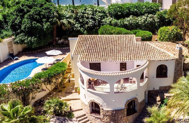 Impresionante "Villa Mar Azul" con vistas al mar y a la montaña, piscina privada, A/C y Wi-Fi