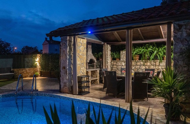 Casa de vacaciones con jacuzzi, A/C, WIFI, piscina privada, TV, terraza, aparcamiento