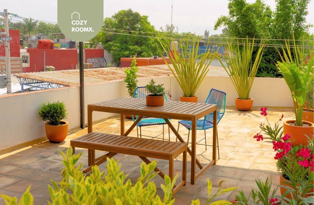 Modern Loft in Jalatlaco Pet Friendly with Private Terrace, King Bed with AC