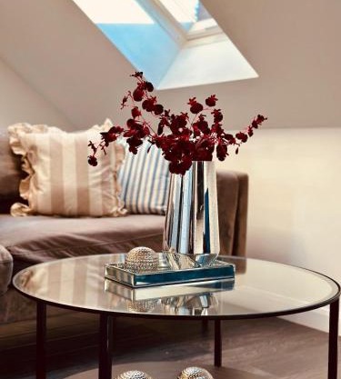 Stylish 1-Bedroom Loft Flat
