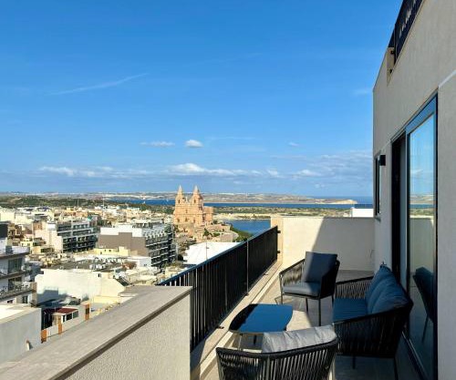 Stylish 2bed With Views Mellieha By Homely!