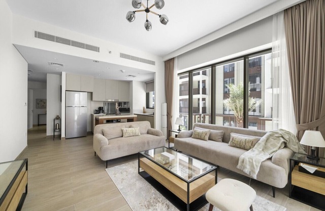 Stylish 2BR | Creek Grove | Near Downtown