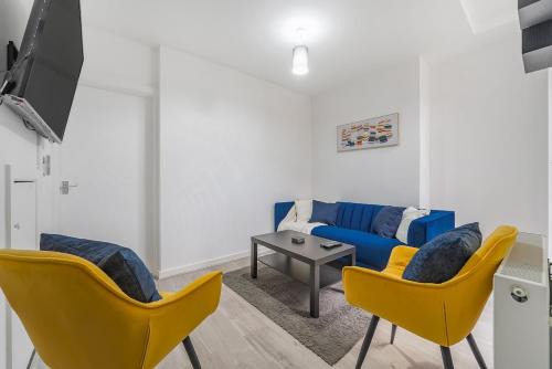 Stylish 3 Bed 3 Bathroom home in a popular part of Liverpool - Close by to City Centre