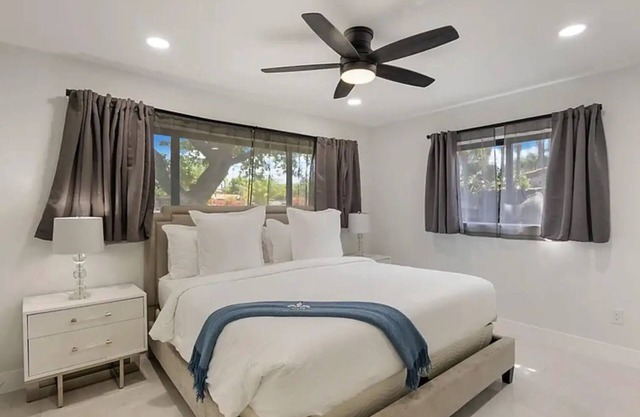 Stylish 4BR 2BA Home w Spacious Backyard in Vibrant Wilton Manors