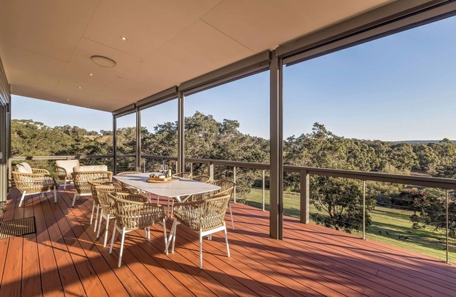 STYLISH AND CAPTIVATING 5 BEDROOM RURAL RETREAT WITH SWEEPING VIEWS