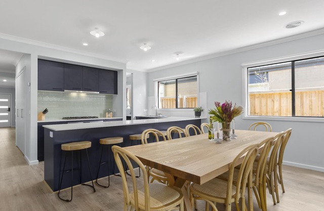 Stylish and contemporary 4 bedroom house with Alfresco