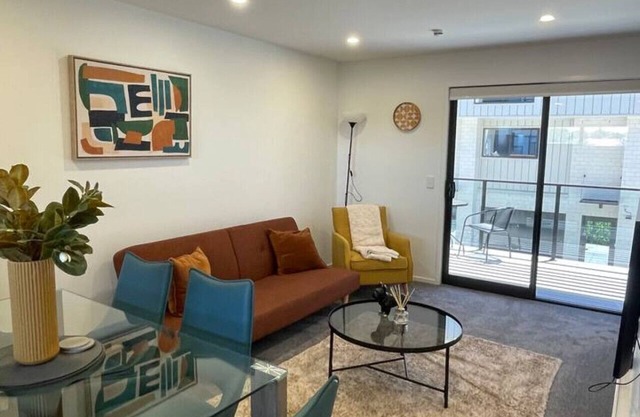 Stylish and Sleek Auckland Stay