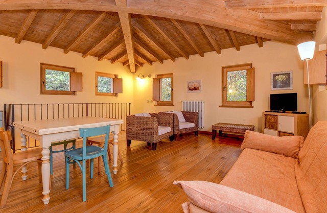 Elegante apartamento Torretta en Agriturismo Colleincanto
