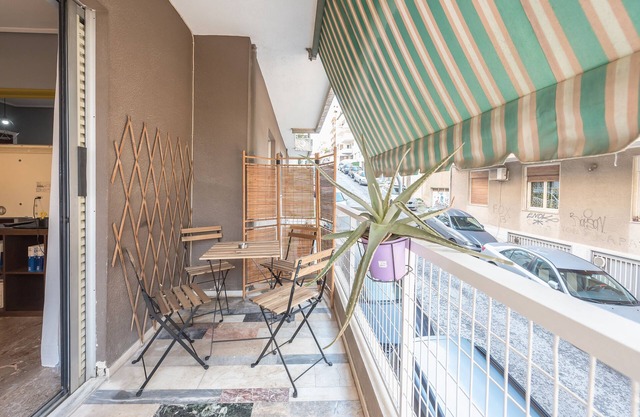 Stylish Apartment with Balcony by Cloudkeys