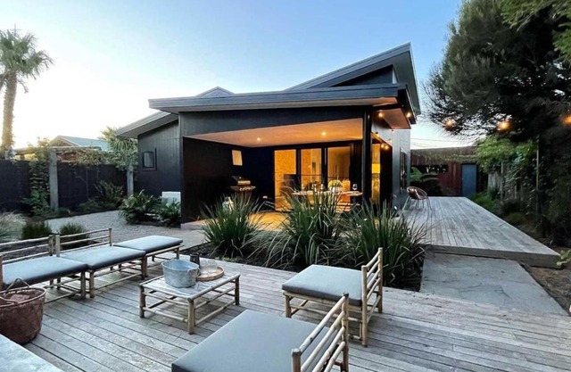 Stylish cape beach house