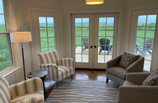 Stylish Capecod Country Villa on 35 beautiful acres