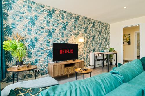 Stylish City Centre getaway with Cathedral Views