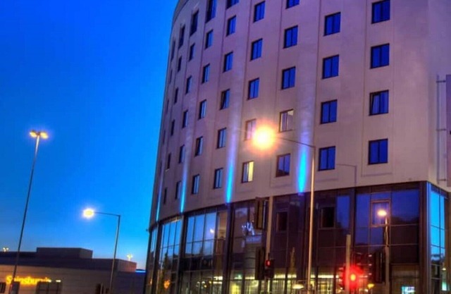 Stylish Comfort Meets Prime Location at Apartment 11 Clarendon Lofts Watford