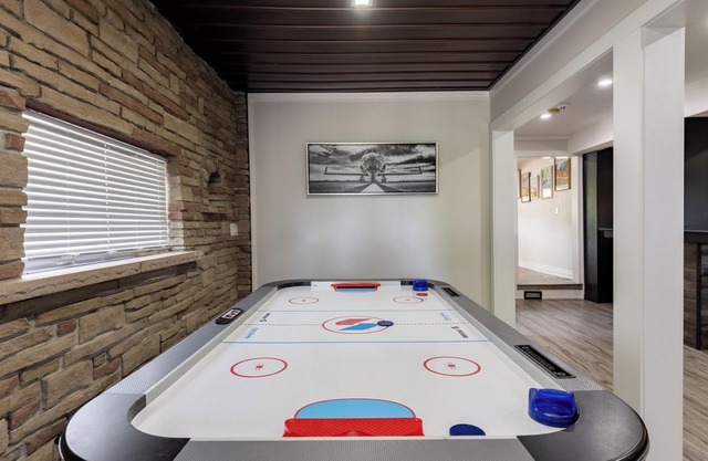 Stylish Countryside Stay | Sleeps 6+