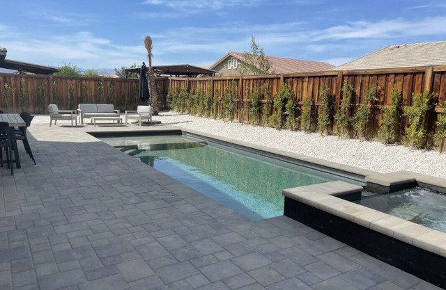 ☀️ 🏜️ Modern Bohemian 6-Bedroom Home with Private Salt Pool and Spa 🌴