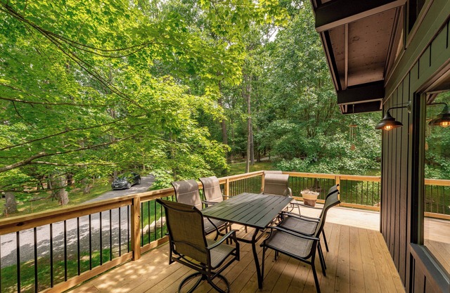New! Hilltop Haven: Lake Access, Wood Fireplace, Fire Pit!