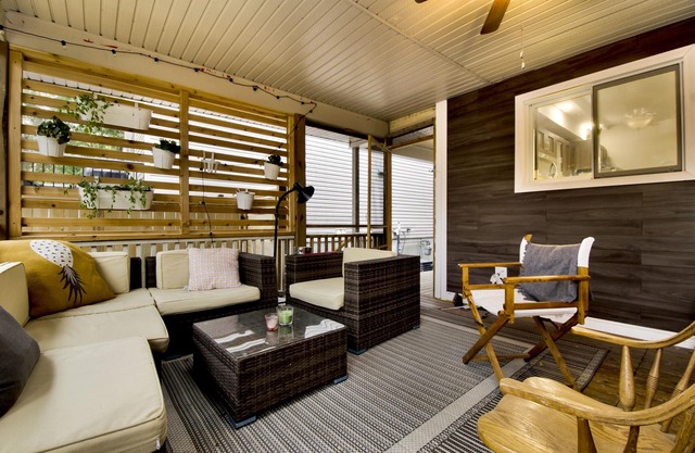 Stylish east downtown house with easy river access
