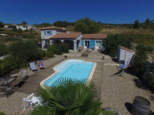 Stylish Family Villa in Félines