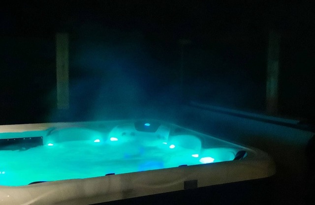 Elegante casa de campo con bañera de hidromasaje