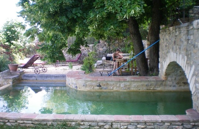 Antigua casa de campo con piscina