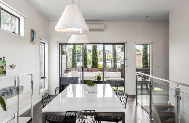 Stylish getaway near beach with stunning sunsets