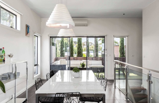 Stylish getaway near beach with stunning sunsets
