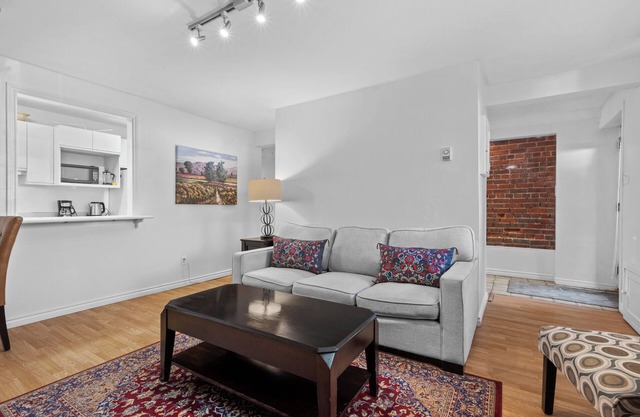 Stylish & Historic walk down in best DT location