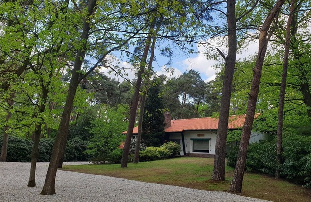 Elegante casa de vacaciones en Leende con jardín