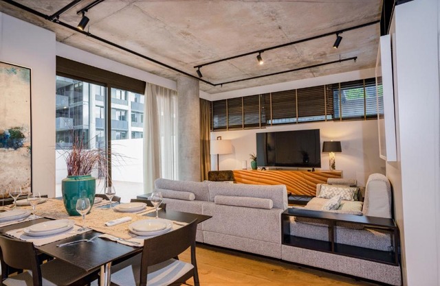 Stylish Luxury! Balcony Access to Pool & BBQ area