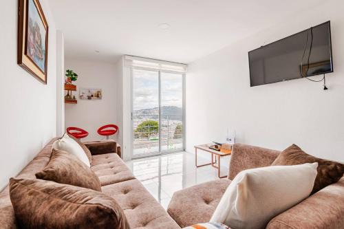 Stylish & Modern 2BR Apartment